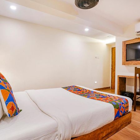 Fabhotel Grand Prime Nr Nesco Hotel Mumbai Exterior foto