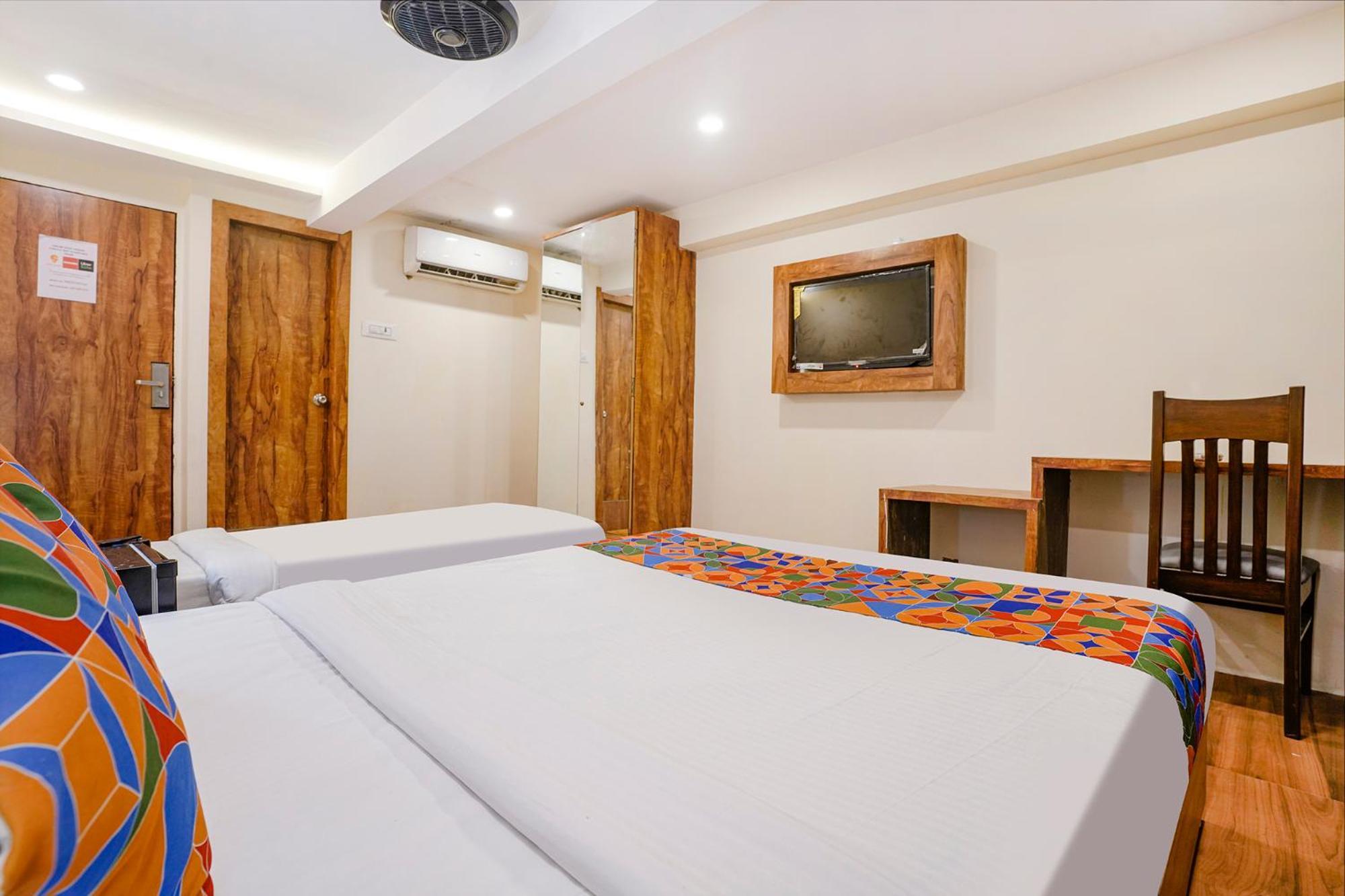 Fabhotel Grand Prime Nr Nesco Hotel Mumbai Exterior foto