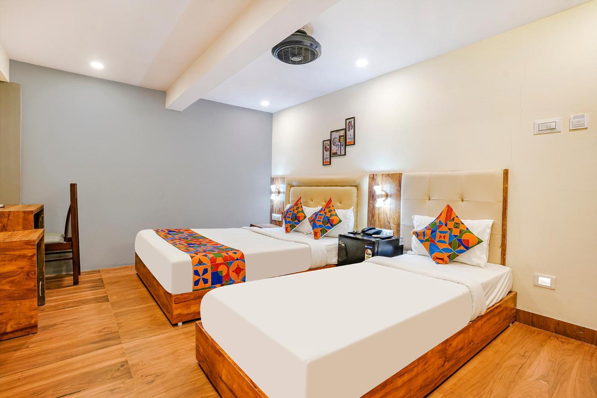 Fabhotel Grand Prime Nr Nesco Hotel Mumbai Exterior foto